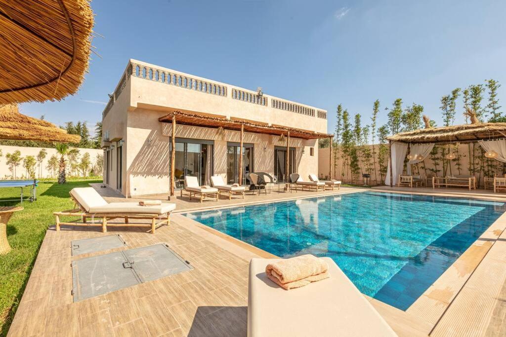 Villa Leila,Piscine , Grand Jardin, Jeux , Cuisiniere Marrakesch Exterior foto